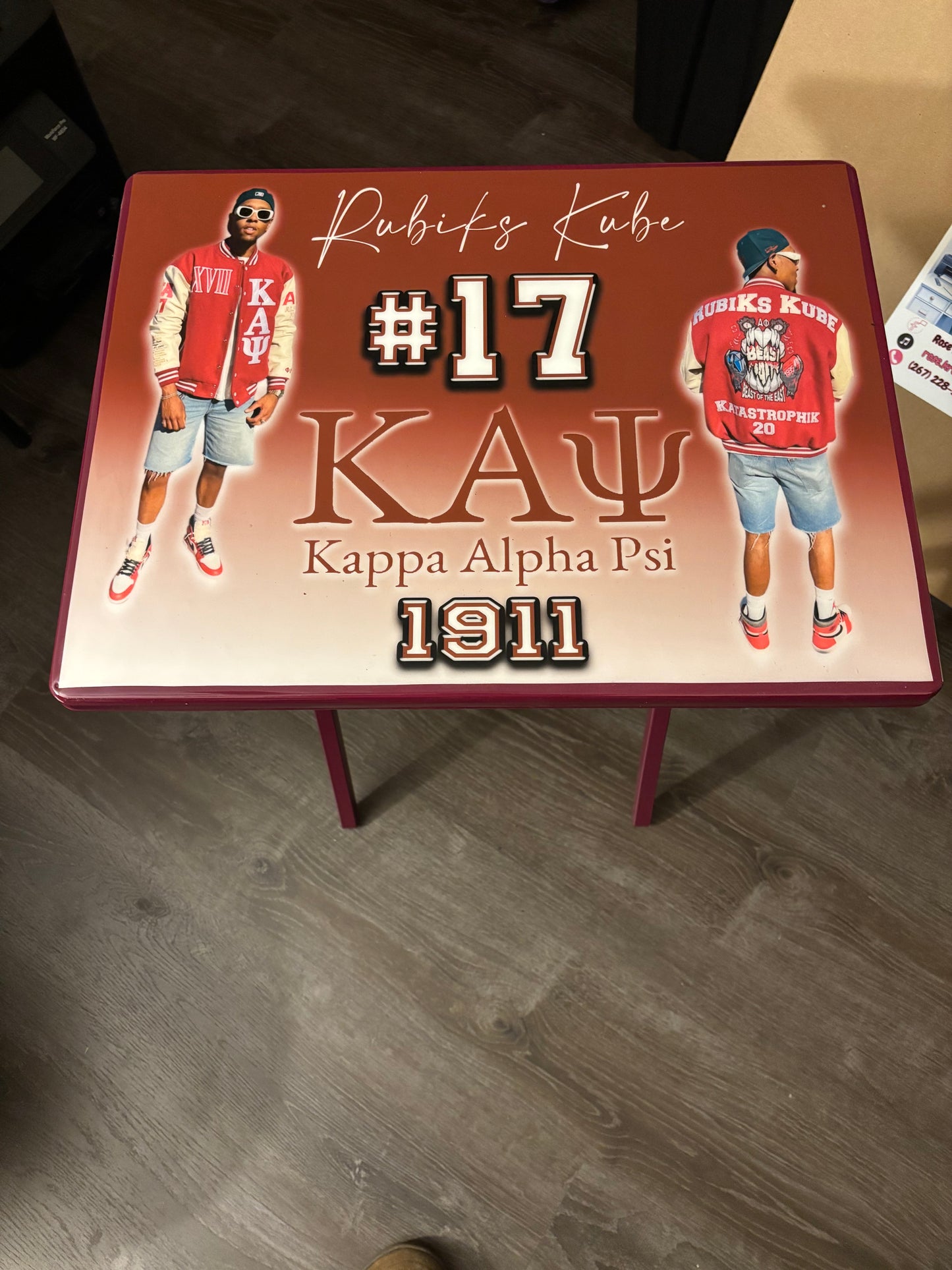 Customized Tray Tables
