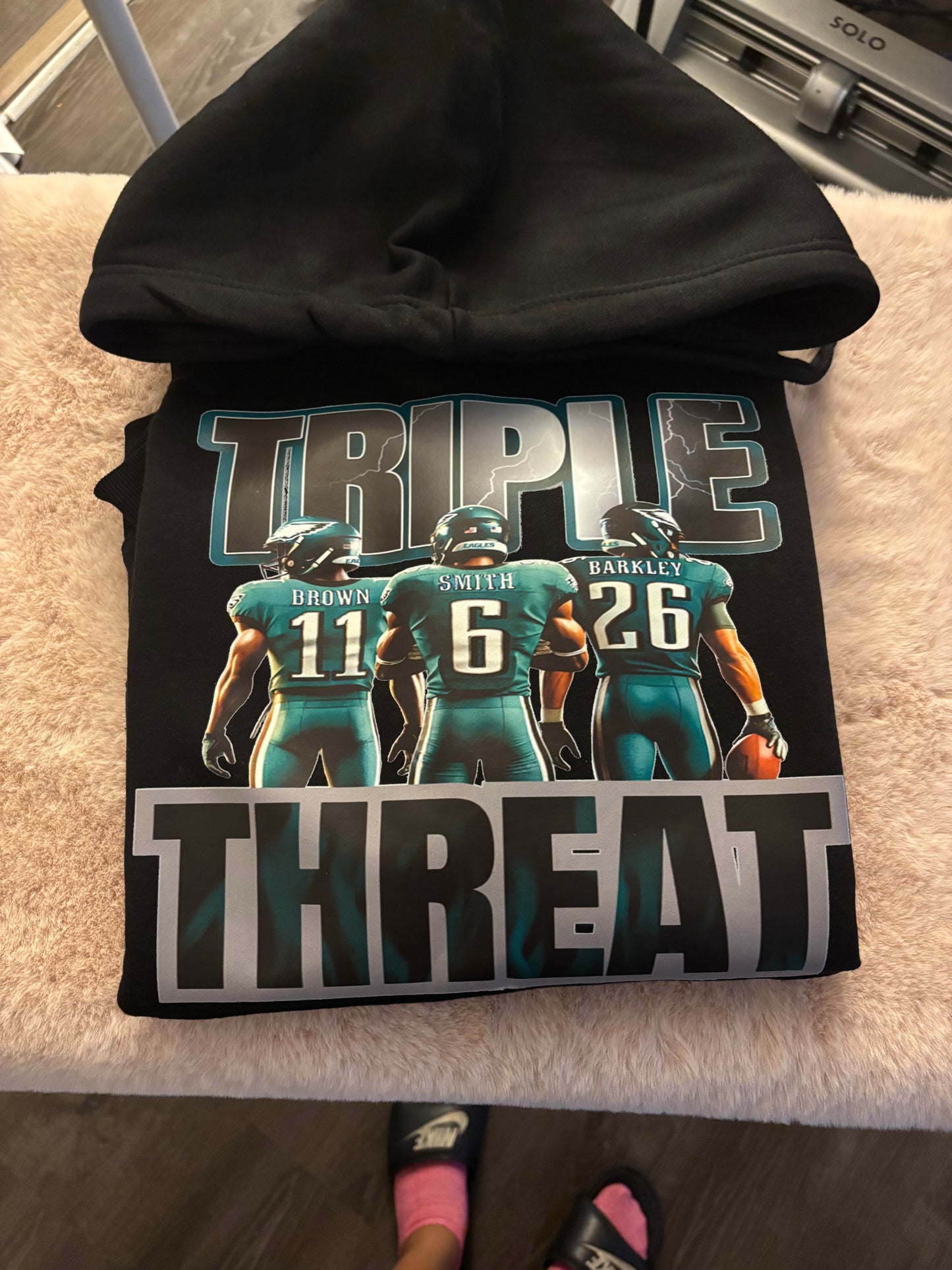 Custom Hoodies/Crewnecks